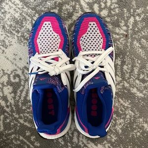 adidas ultraboost Men’s 8.5 NEVER WORN perfect condition